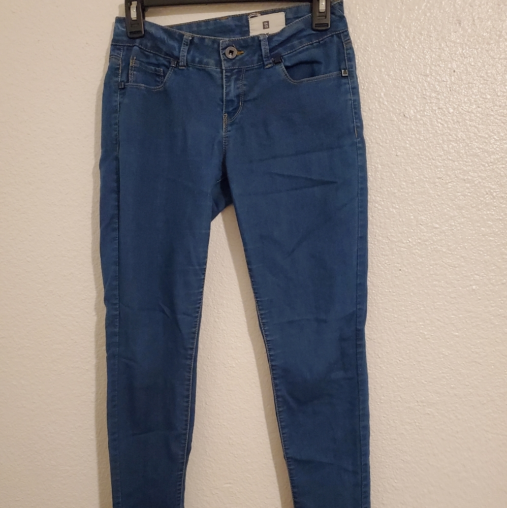 Pretty smooth blue Jean